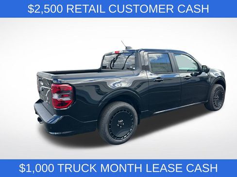 New 2025 Ford Maverick Lobo image 7