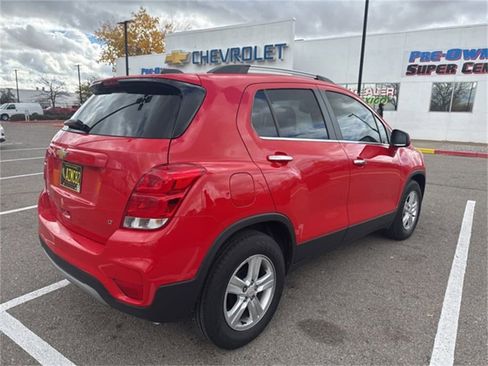 Certified 2020 Chevrolet Trax LT w/ LT Convenience Package image 3