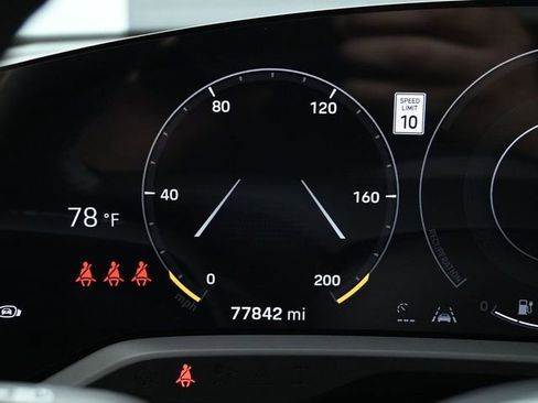 Used 2022 Porsche Taycan 4S image 29