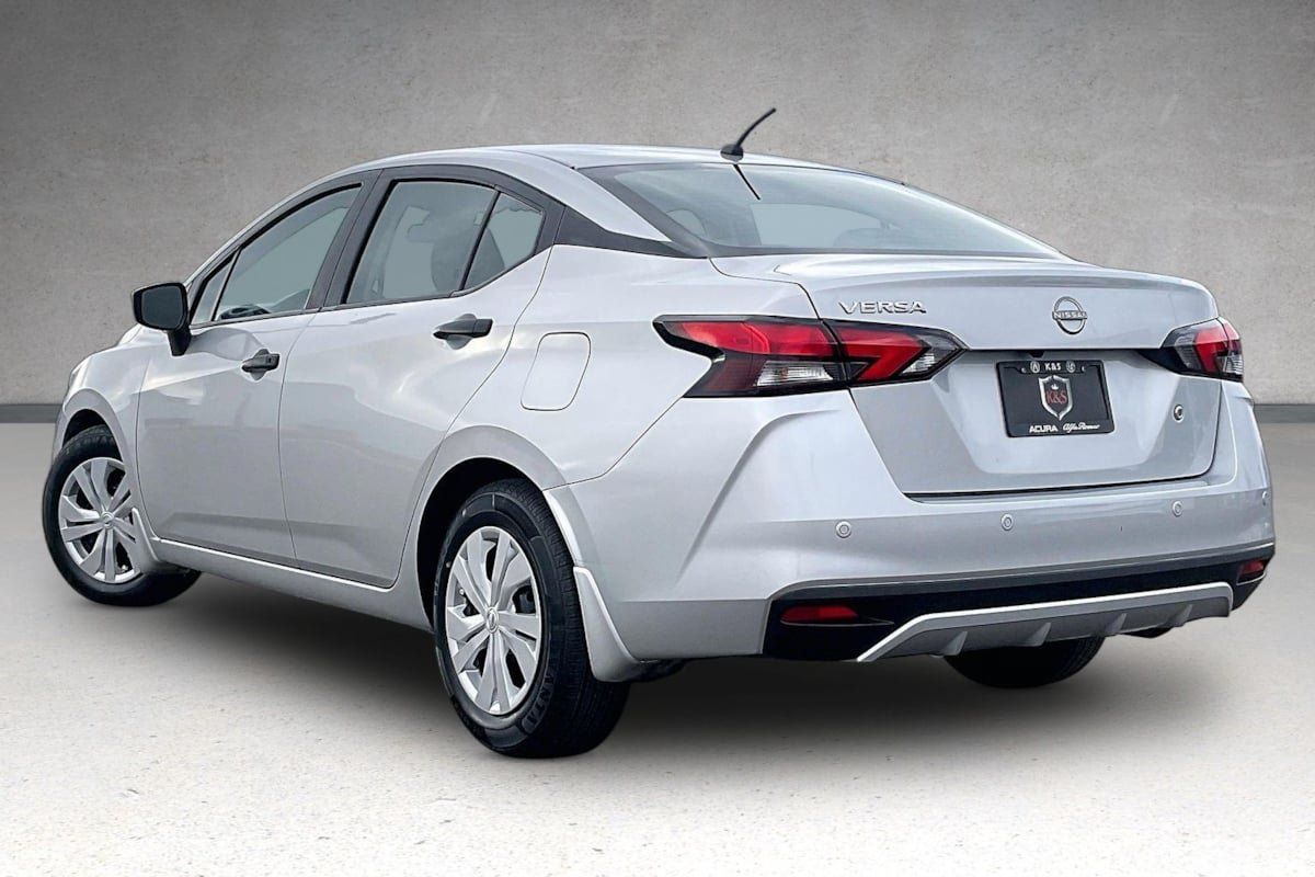 Used 2024 Nissan Versa S w/ Trunk Package FWD image 32