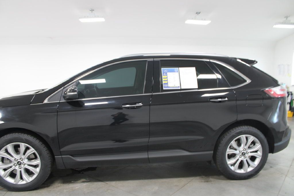 Used 2024 Ford Edge Titanium AWD/4WD image 6