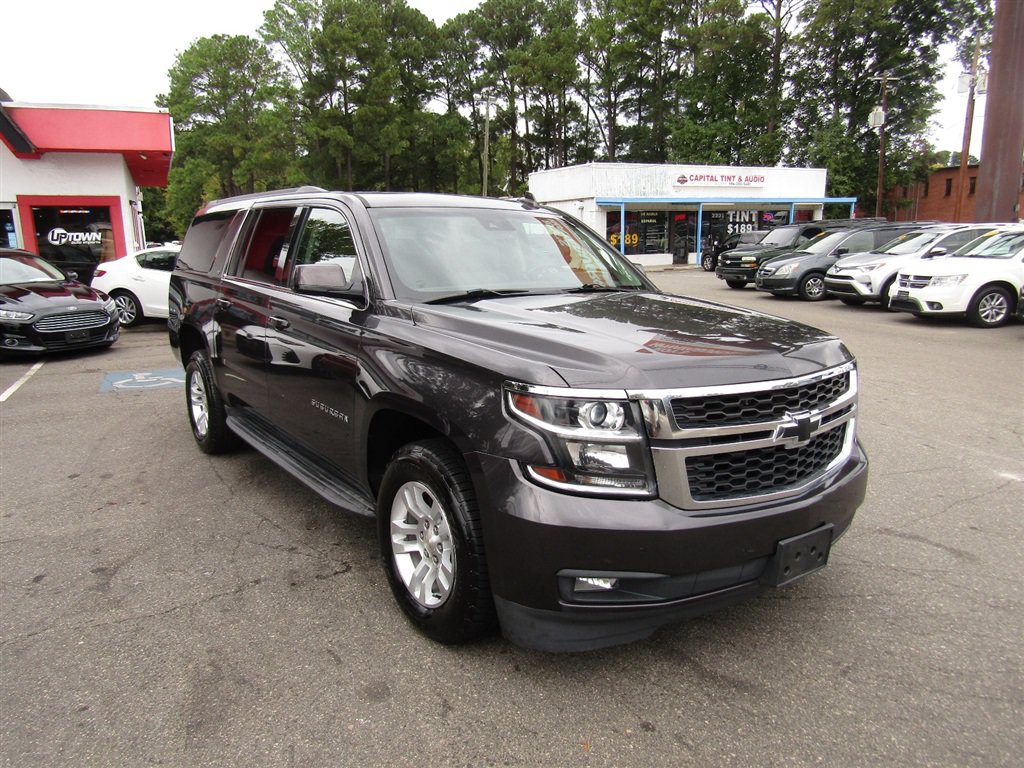 Used 2018 Chevrolet Suburban LT AWD/4WD image 10