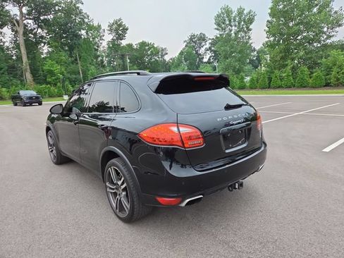 Used 2013 Porsche Cayenne S AWD/4WD image 5