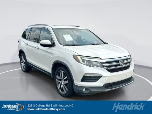 Used 2016 Honda Pilot Elite image 1
