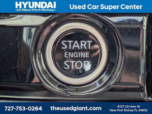 Used 2024 Nissan Pathfinder Platinum FWD image 46