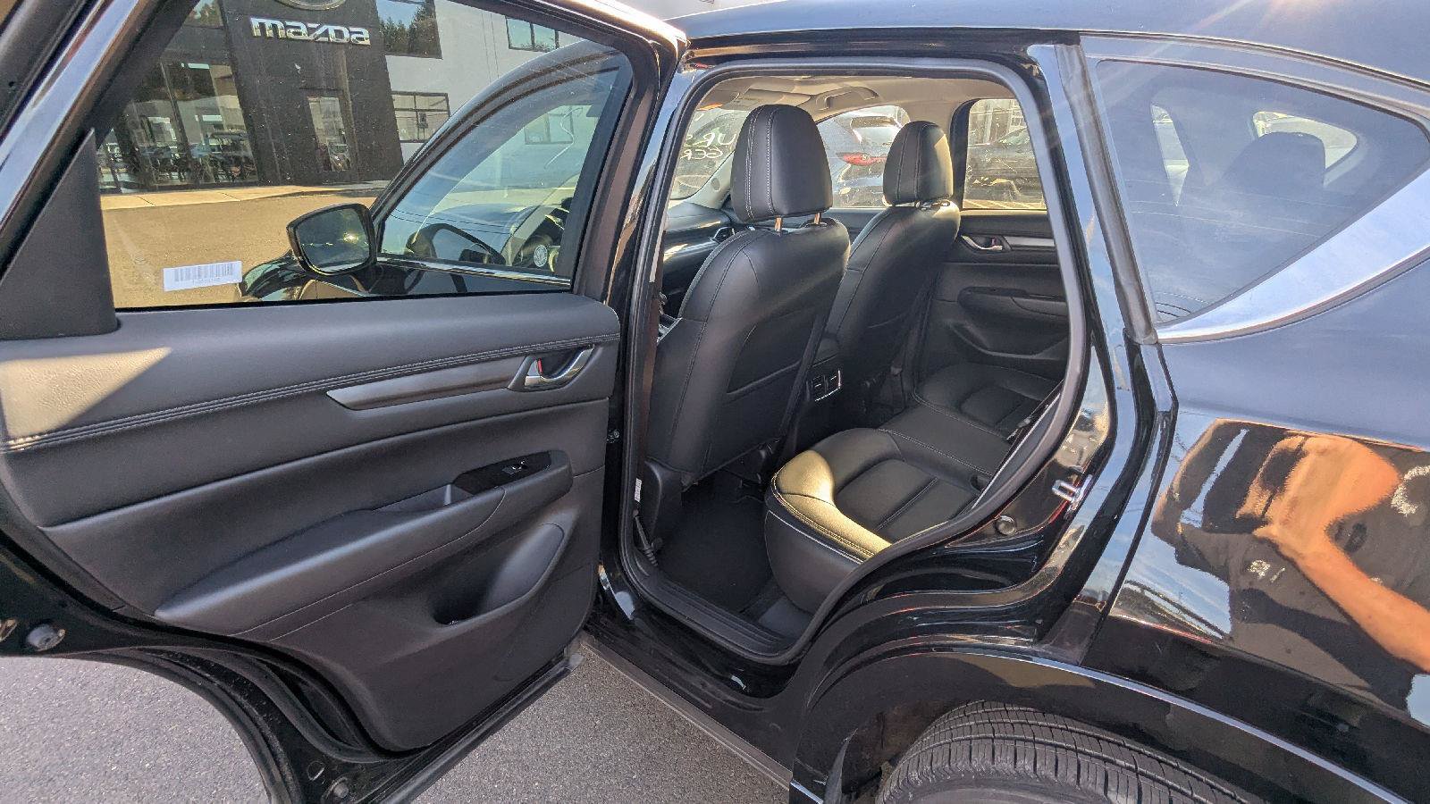 Used 2025 MAZDA CX-5 AWD 2.5 S w/ Preferred Package image 11