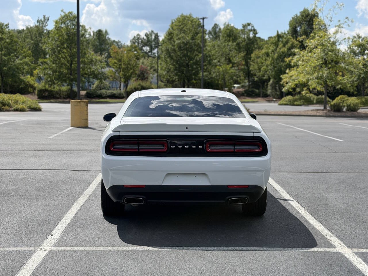 Used 2019 Dodge Challenger SXT RWD image 5