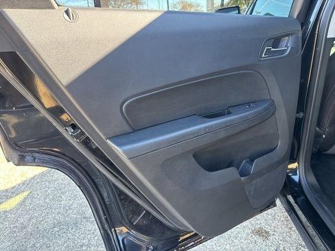 Used 2017 GMC Terrain SLT w/ Nightfall Package image 18