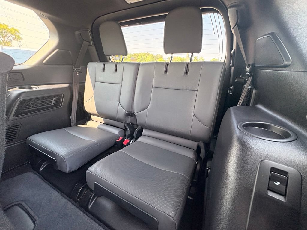 Used 2023 Lexus GX 460 Premium w/ Premium Plus Package AWD/4WD image 28