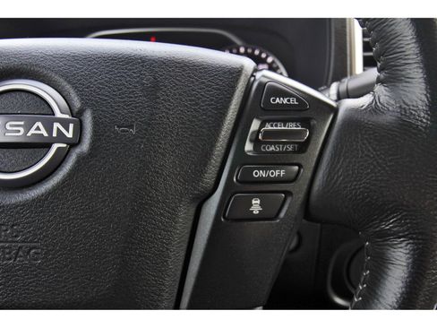 Used 2022 Nissan Frontier SV image 19