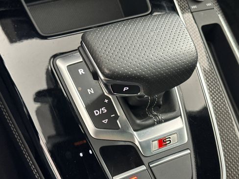 Used 2024 Audi SQ5 Premium Plus w/ Premium Plus Package image 20