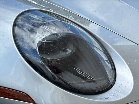 Used 2025 Porsche 911 Carrera S RWD image 8