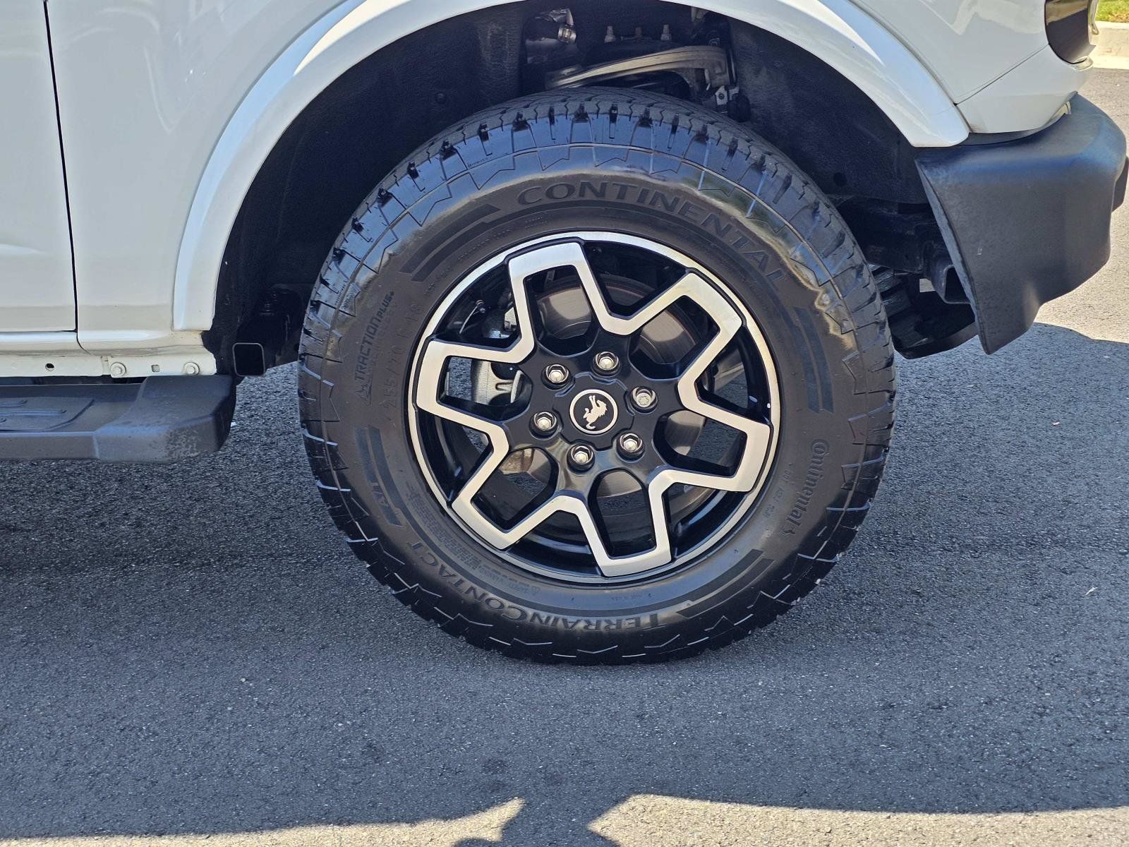 Used 2021 Ford Bronco Outer Banks AWD/4WD image 7