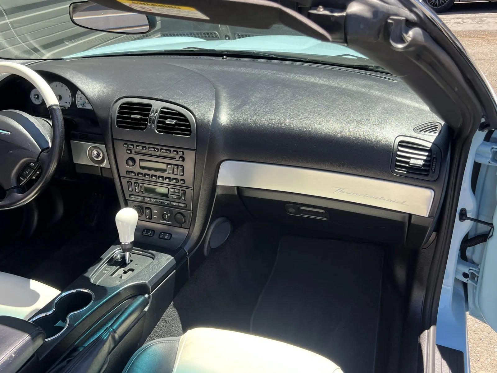 Used 2003 Ford Thunderbird RWD image 25