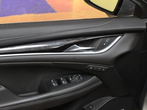 Used 2019 Buick LaCrosse Essence w/ Sights and Sounds Package FWD image 13