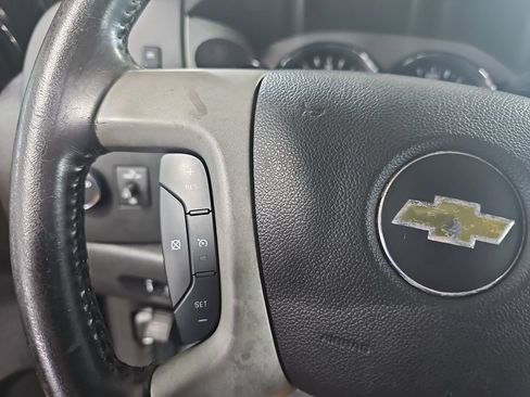 Used 2013 Chevrolet Silverado 2500 LT w/ Interior Plus Package AWD/4WD image 21