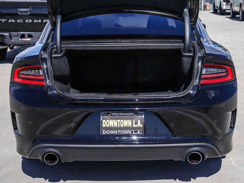 Used 2017 Dodge Charger R/T Scat Pack w/ Technology Group image 29