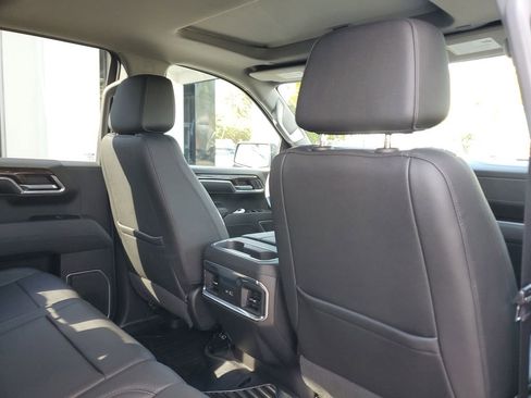 Certified 2022 GMC Sierra 1500 Elevation w/ Elevation Premium Package image 24