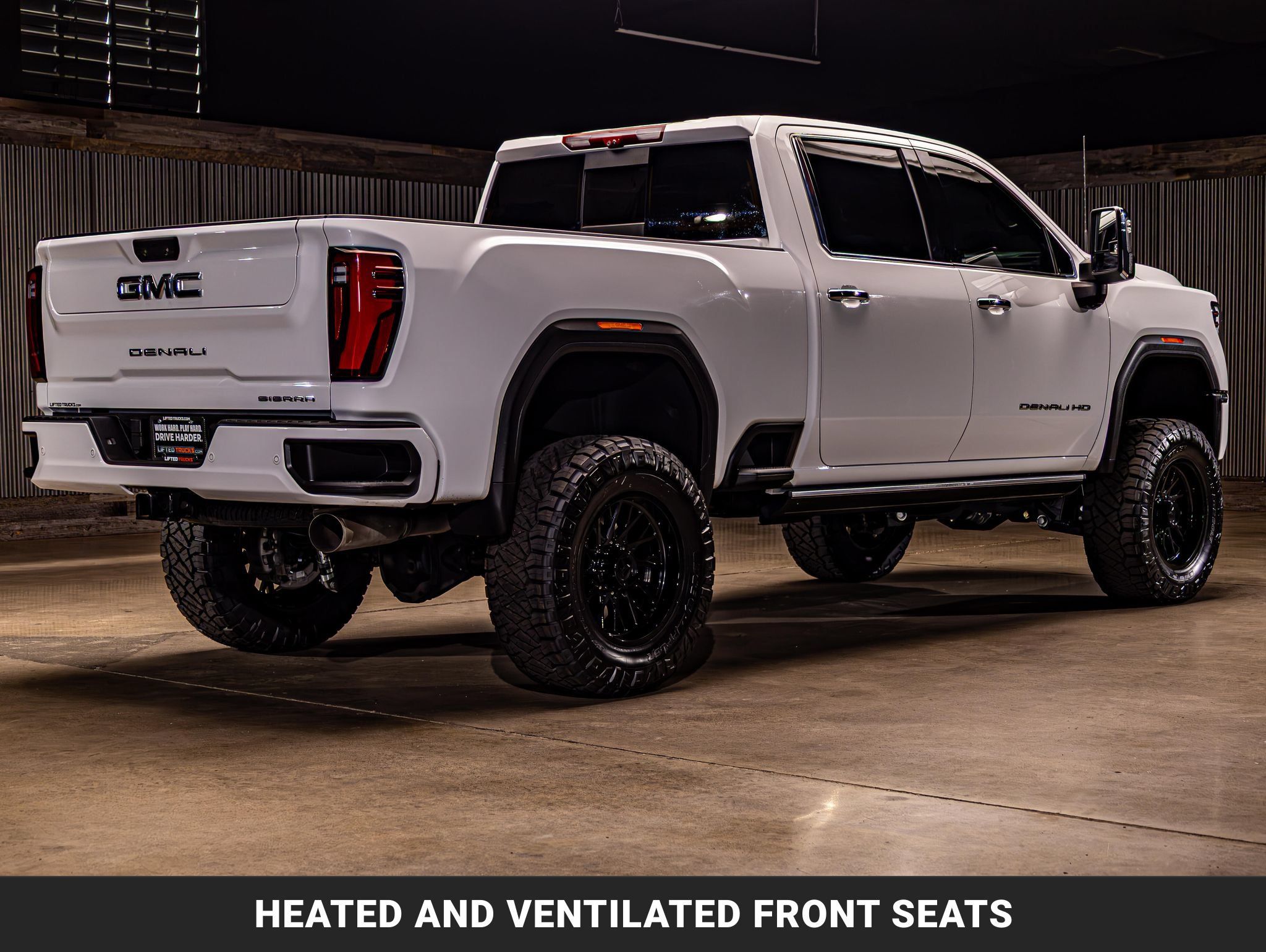 Used 2025 GMC Sierra 2500 Denali w/ Denali Reserve Package AWD/4WD image 10