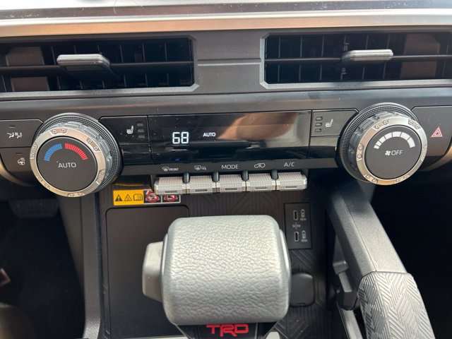 Certified 2026 Toyota 4Runner TRD Off-Road AWD/4WD image 17