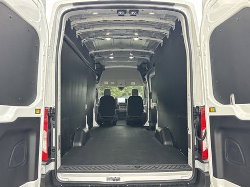 New 2026 Ford Transit 250 148 High Roof Extended w/ Load Area Protection Package image 20