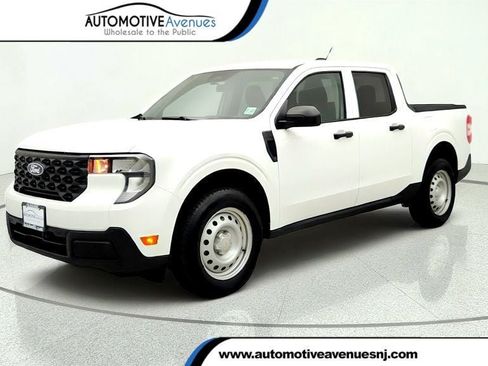 Used 2025 Ford Maverick XL FWD image 1