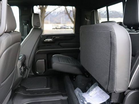 New 2026 GMC Sierra 2500 AT4X image 17