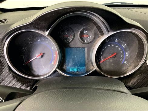 Used 2013 Chevrolet Cruze LT FWD image 26