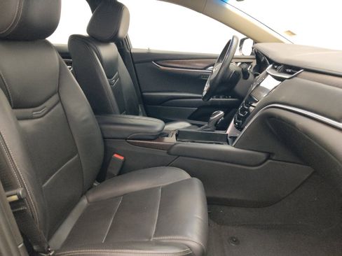 Used 2018 Cadillac XTS Luxury AWD/4WD image 21