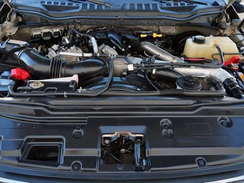 Used 2017 Ford F250 Lariat w/ Chrome Package AWD/4WD image 6