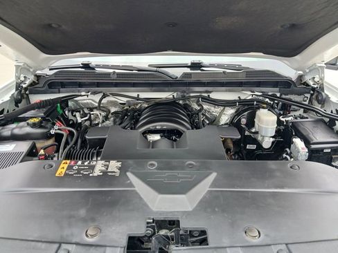 Certified 2018 Chevrolet Silverado 1500 High Country AWD/4WD image 38
