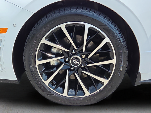 Used 2021 Hyundai Sonata Limited FWD image 8