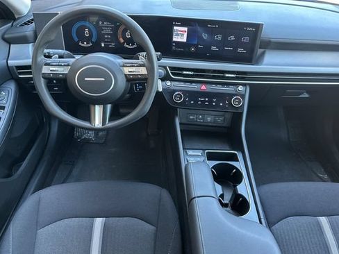 Used 2024 Hyundai Sonata SEL FWD image 16