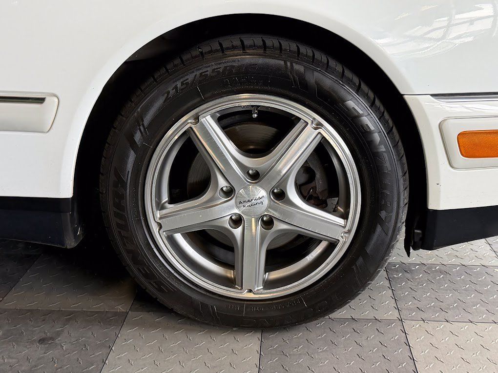 Used 1996 Mercedes-Benz E 300 Sedan image 27