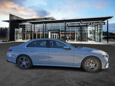 New 2026 Mercedes-Benz E 350 4MATIC Sedan image 1