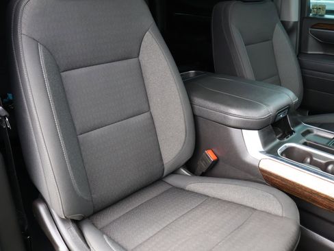 Used 2025 GMC Sierra 1500 Elevation image 18