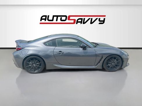 Used 2024 Toyota GR86 Premium RWD image 8