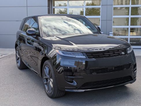 New 2026 Land Rover Range Rover Sport Dynamic SE AWD/4WD image 3