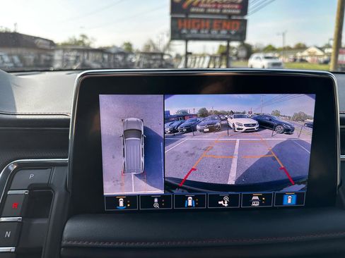 Used 2021 Chevrolet Tahoe RST w/ Luxury Package AWD/4WD image 13