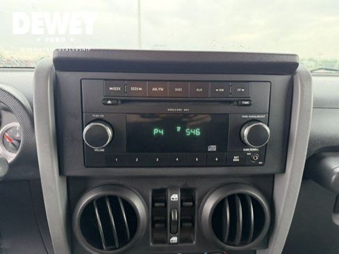 Used 2010 Jeep Wrangler Unlimited Sport AWD/4WD image 13