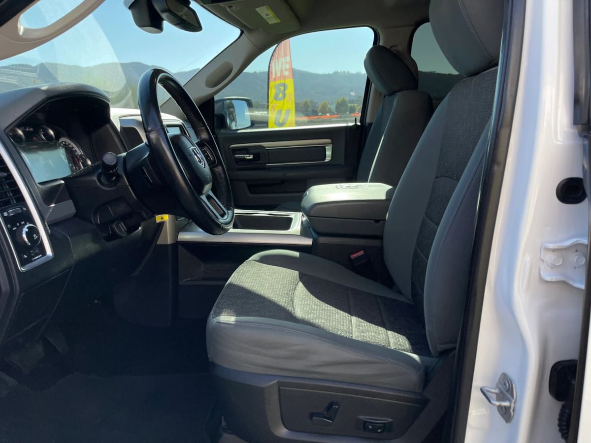 Used 2017 RAM 1500 Big Horn RWD image 16