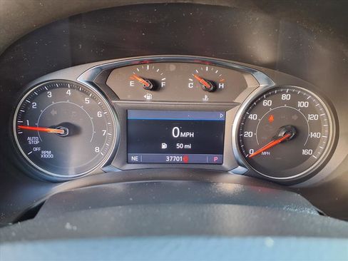 Used 2022 GMC Terrain AT4 image 13