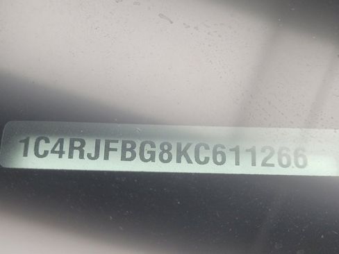 Used 2019 Jeep Grand Cherokee Limited image 33