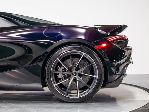 Used 2019 McLaren 720S Luxury RWD image 30