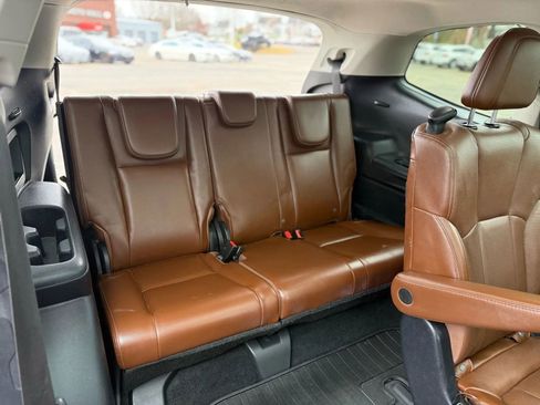 Used 2019 Subaru Ascent Touring image 18