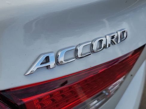 Used 2022 Honda Accord Sport image 31