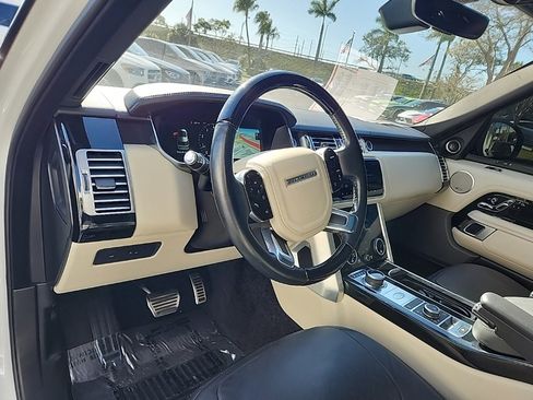 Used 2022 Land Rover Range Rover P525 Westminster Edition image 23