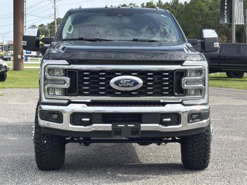 Used 2024 Ford F350 Lariat w/ Lariat Ultimate Package AWD/4WD image 2