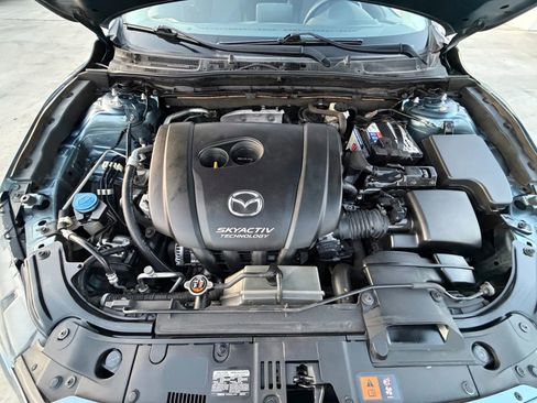 Used 2016 MAZDA MAZDA3 i Sport w/ Preferred Equipment Package FWD image 16