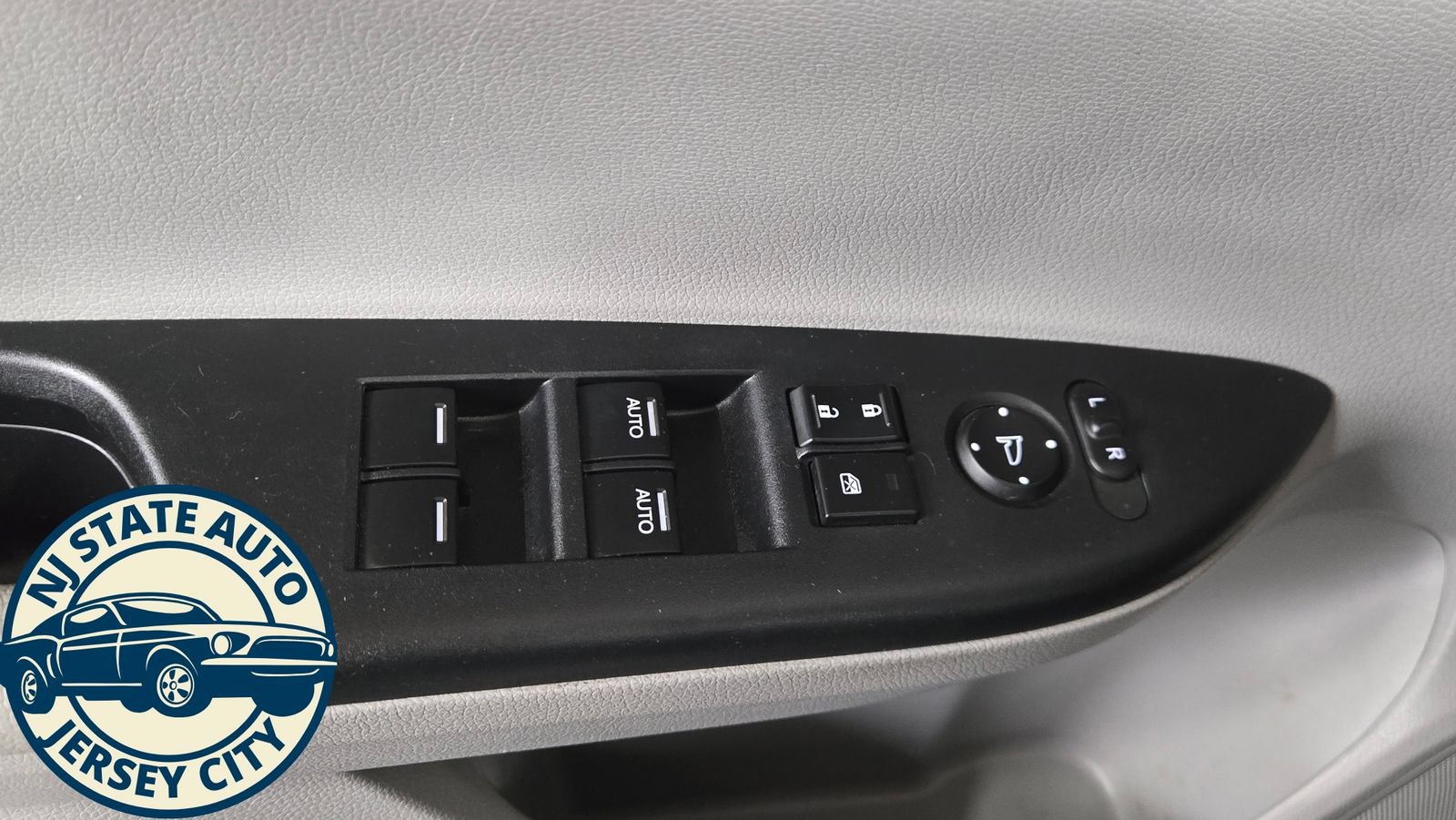 Used 2015 Honda Accord EX-L image 26